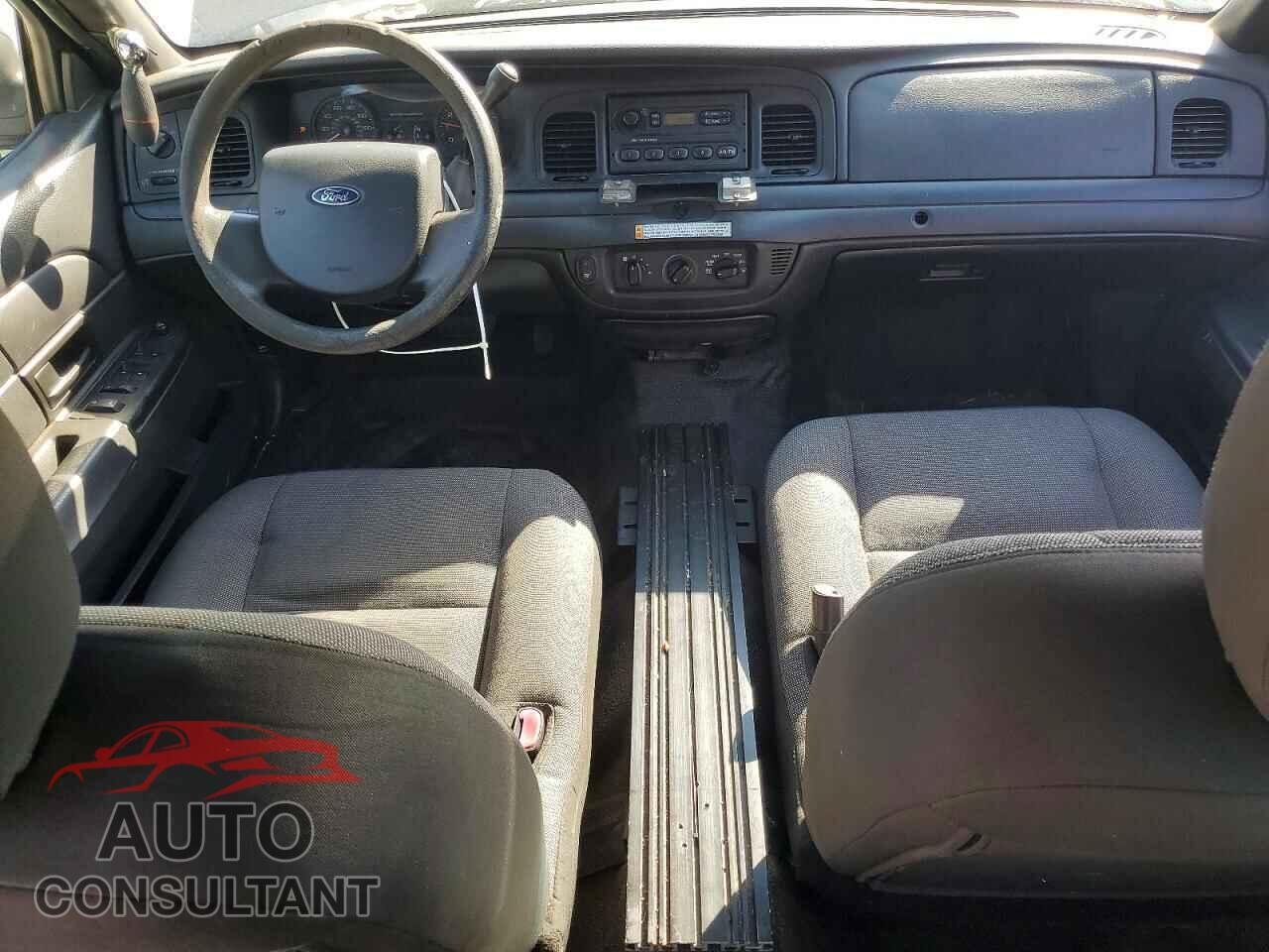 FORD CROWN VIC 2010 - 2FABP7BV9AX144192