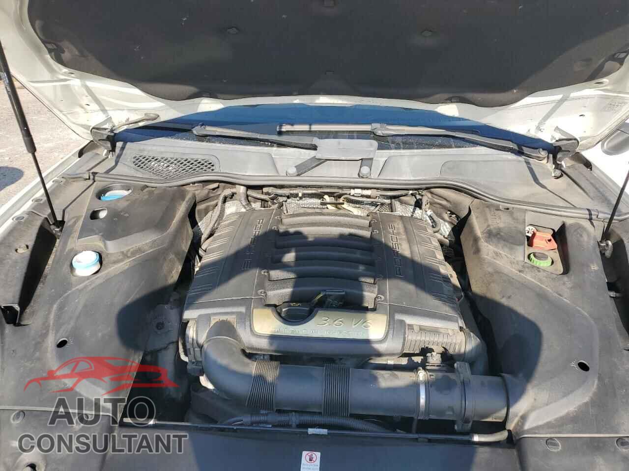 PORSCHE CAYENNE 2016 - WP1AA2A28GLA02499
