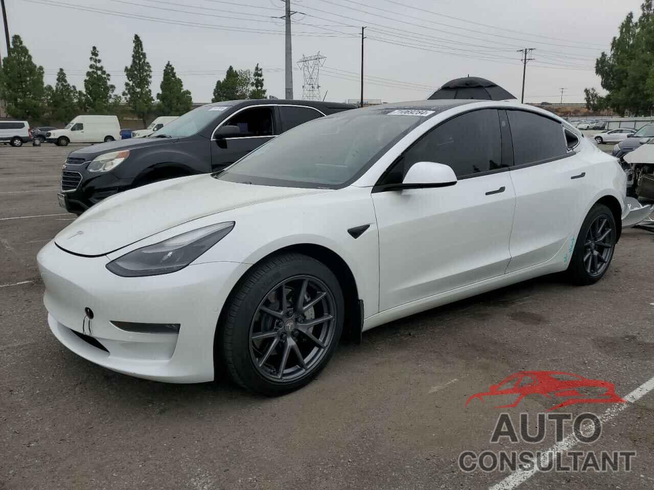 TESLA MODEL 3 2021 - 5YJ3E1EB1MF928471