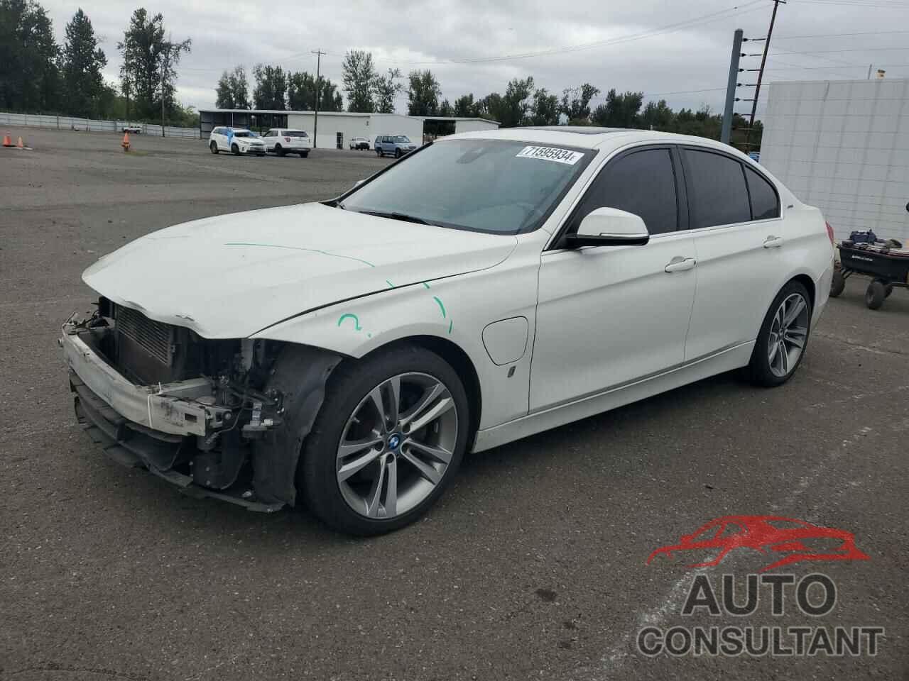 BMW 3 SERIES 2017 - WBA8E1C39HA158694