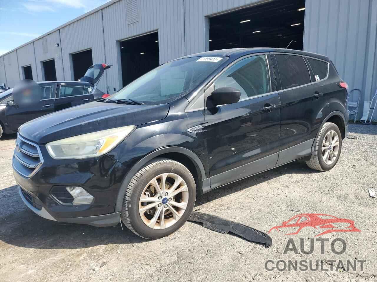 FORD ESCAPE 2017 - 1FMCU0GD2HUC97573