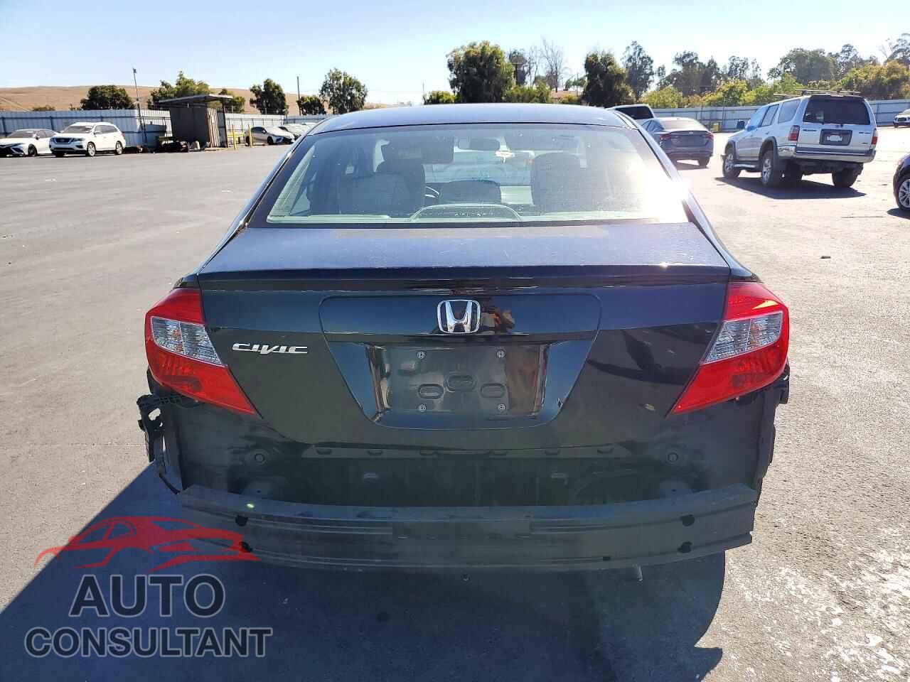 HONDA CIVIC 2012 - 2HGFB2E59CH530182
