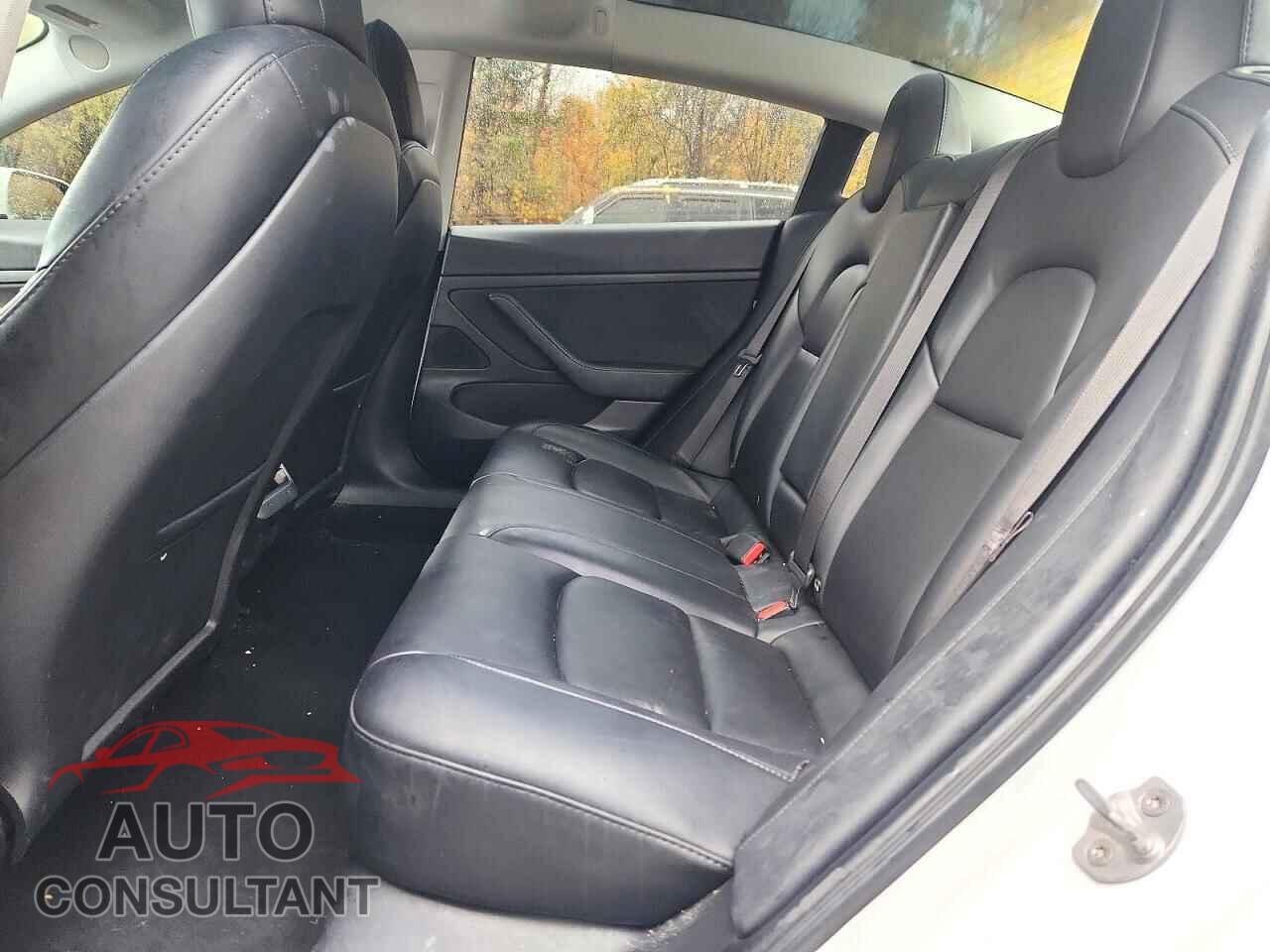 TESLA MODEL 3 2021 - 5YJ3E1EA2MF918507
