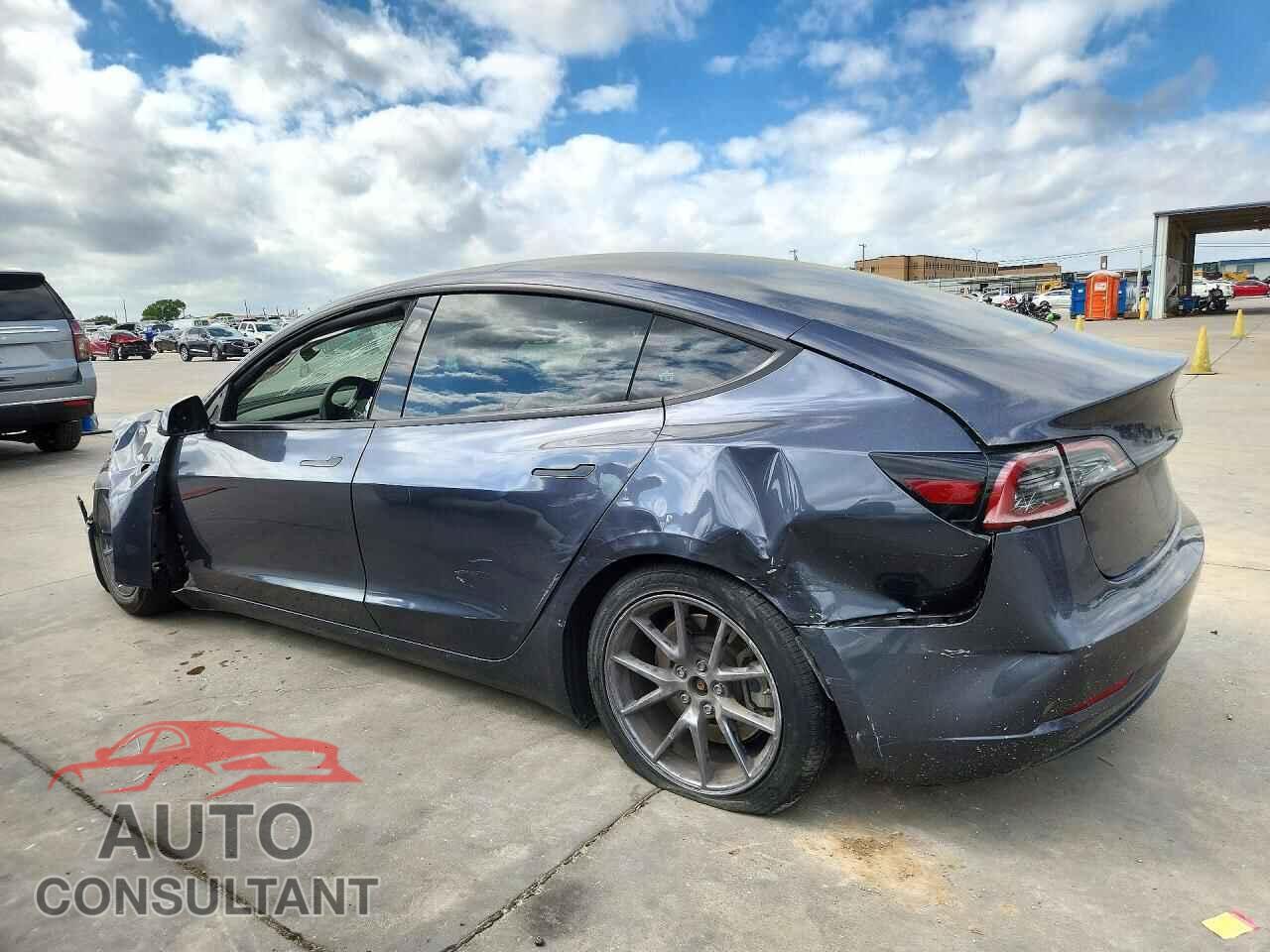 TESLA MODEL 3 2023 - 5YJ3E1EA0PF663408