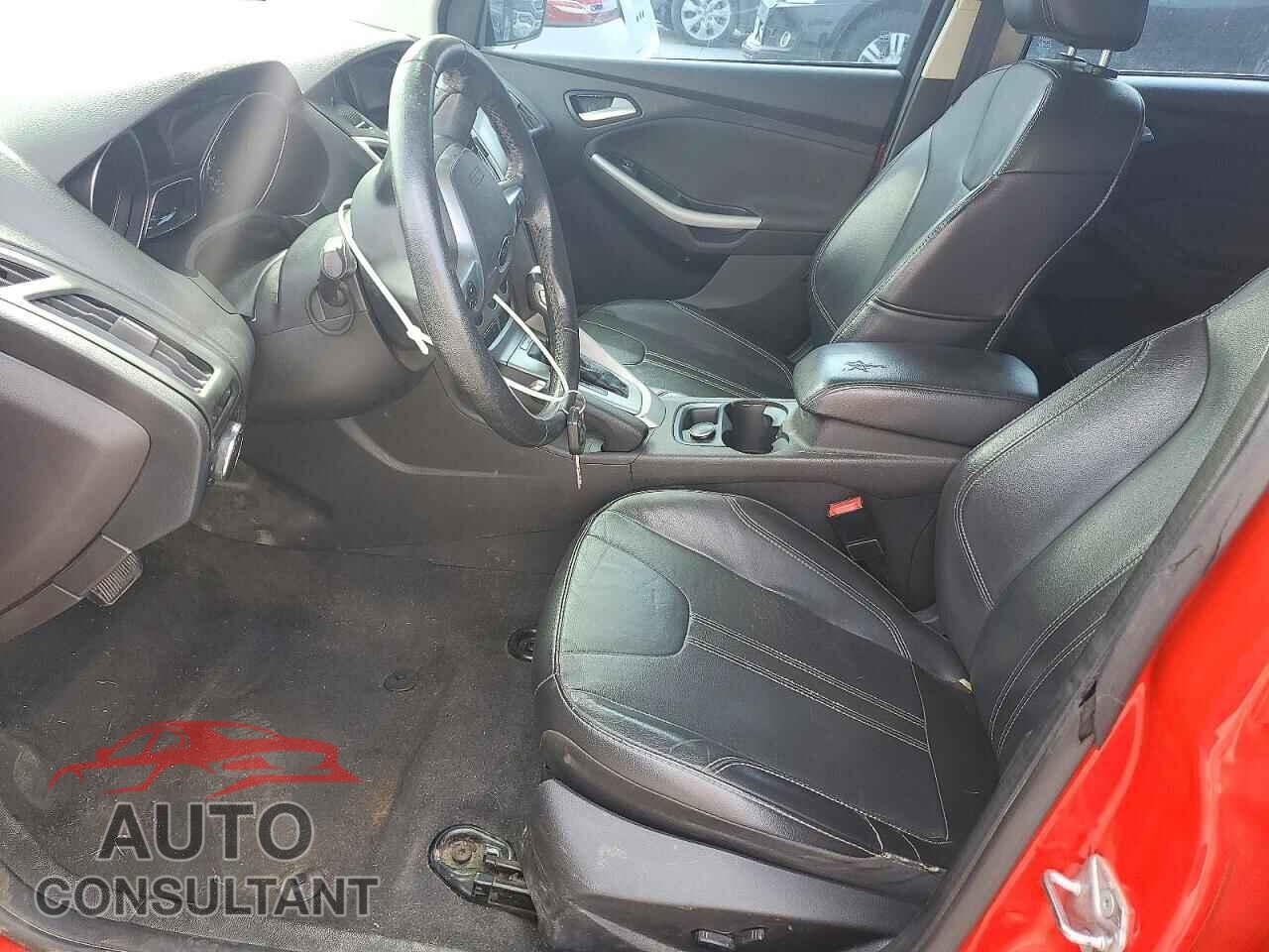 FORD FOCUS 2014 - 1FADP3K29EL296533