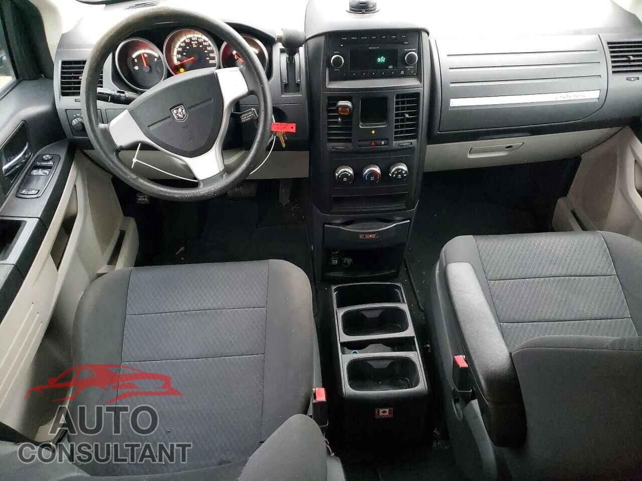 DODGE CARAVAN 2010 - 2D4RN4DE0AR302145
