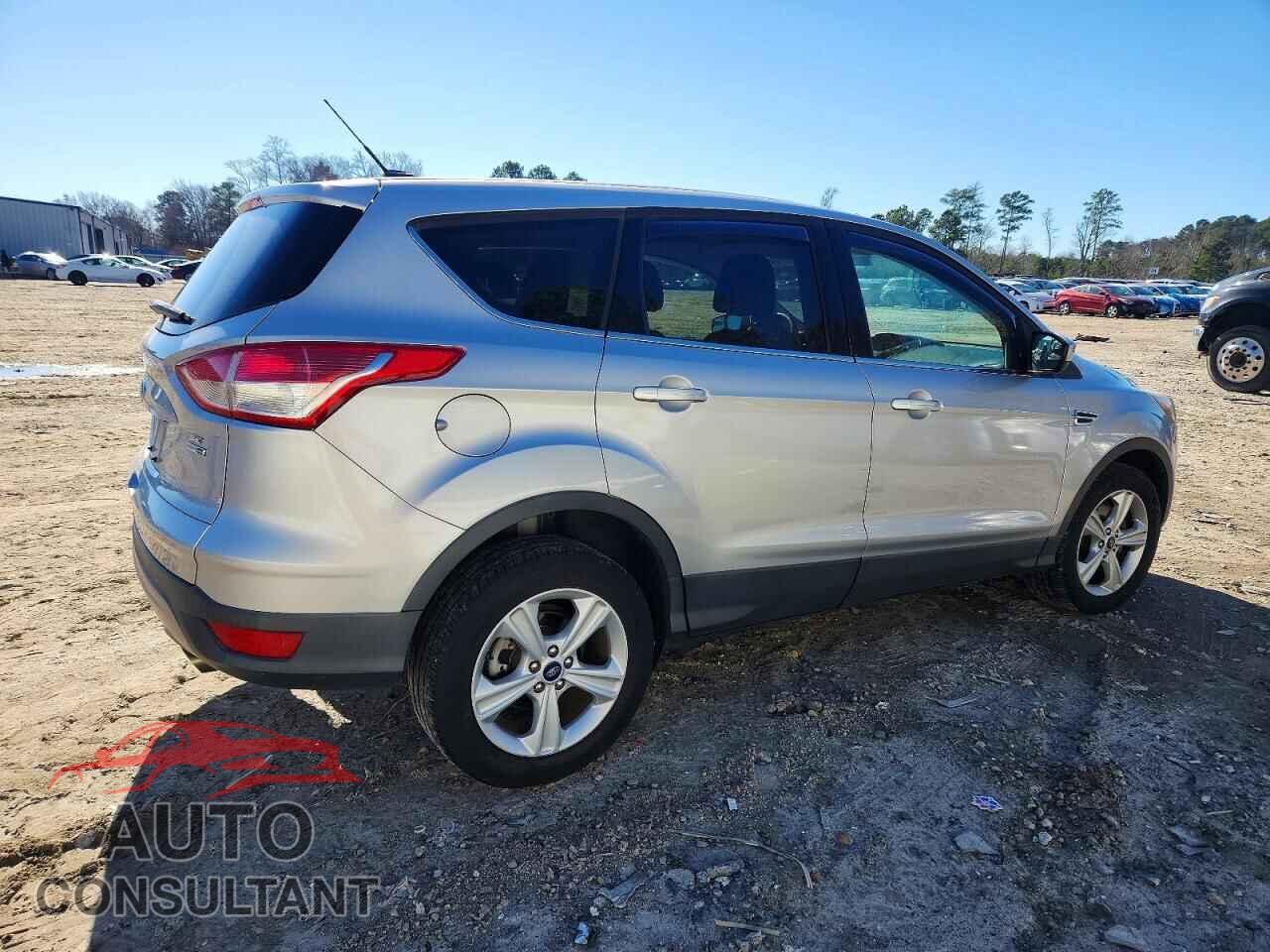 FORD ESCAPE 2015 - 1FMCU9GX2FUC73026