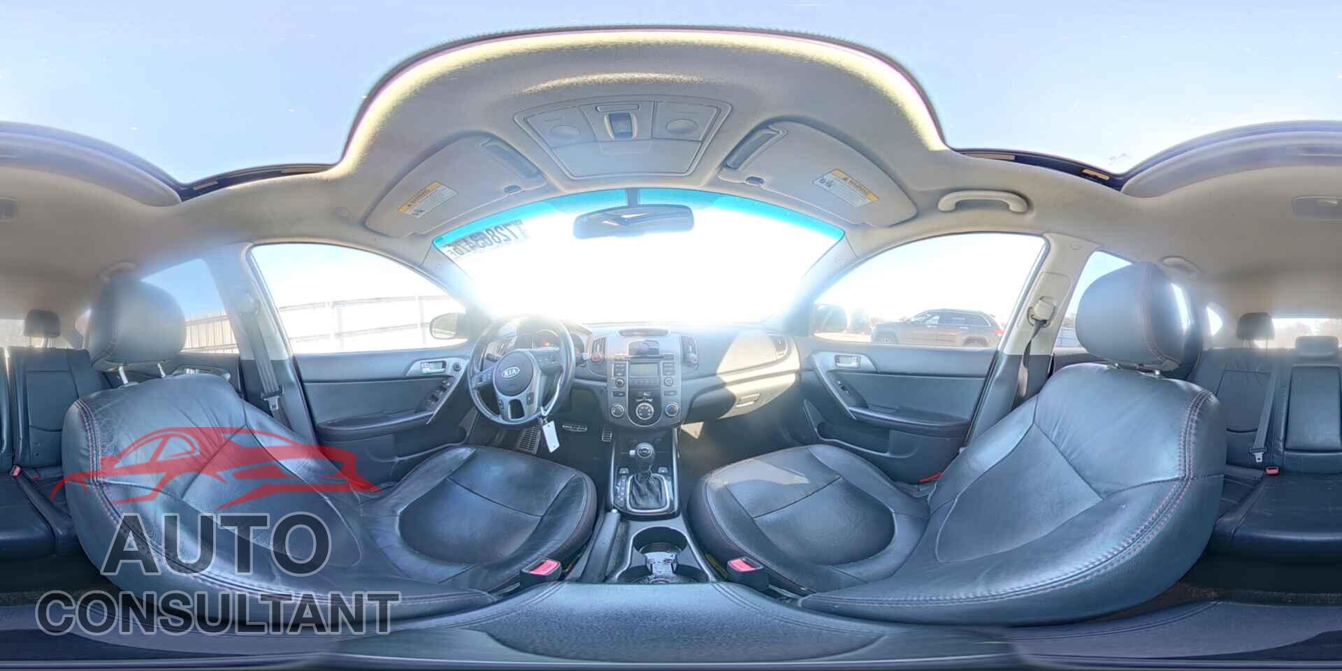 KIA FORTE 2011 - KNAFW5A39B5453003