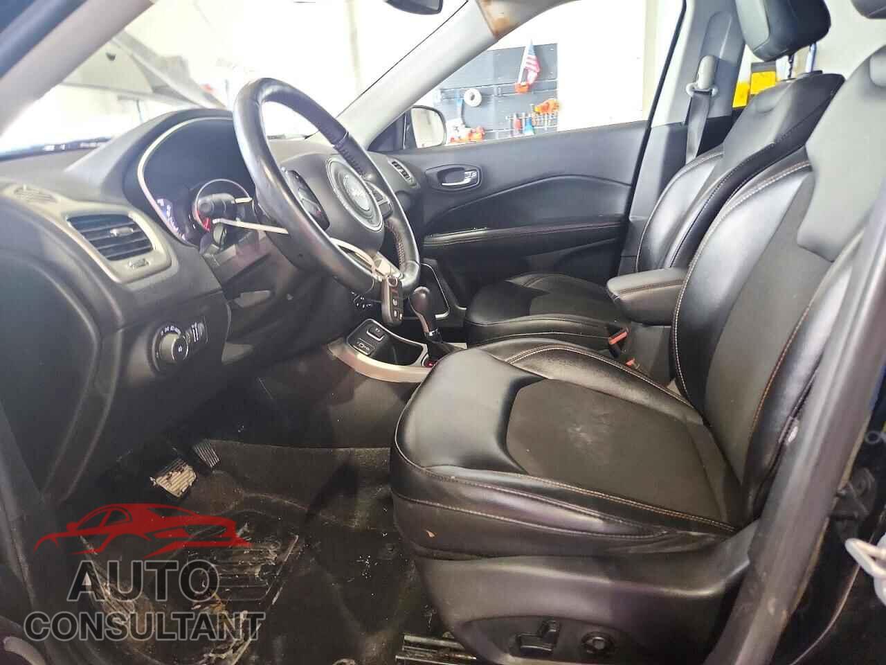 JEEP COMPASS 2018 - 3C4NJCBB2JT165944