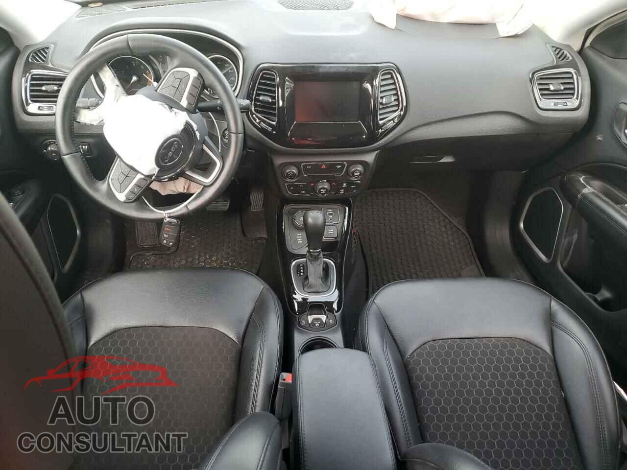 JEEP COMPASS 2020 - 3C4NJDBB5LT239446