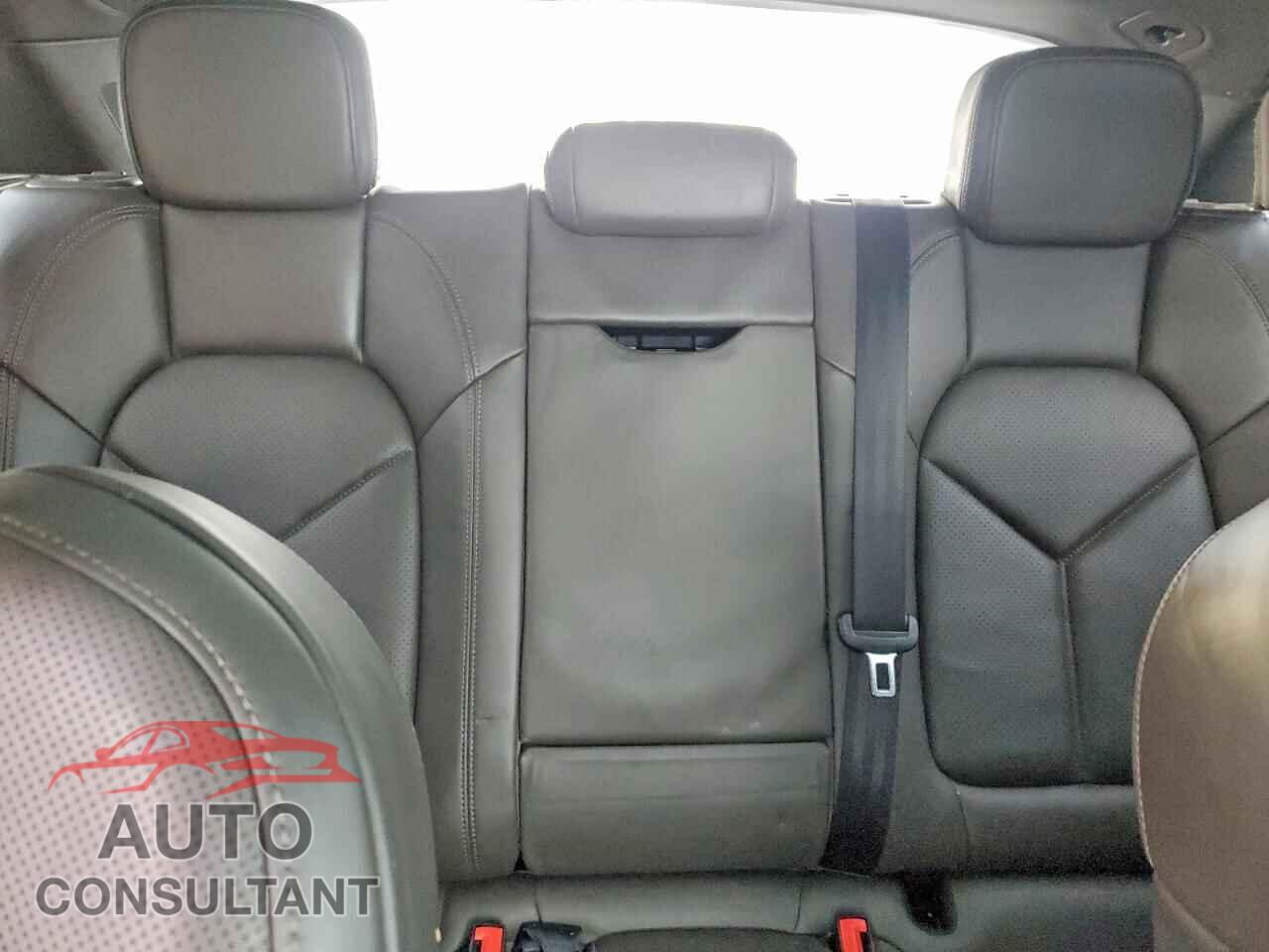 PORSCHE MACAN 2016 - WP1AB2A5XGLB46157