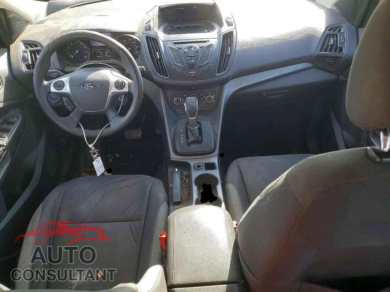 FORD ESCAPE 2015 - 1FMCU0F70FUB46014