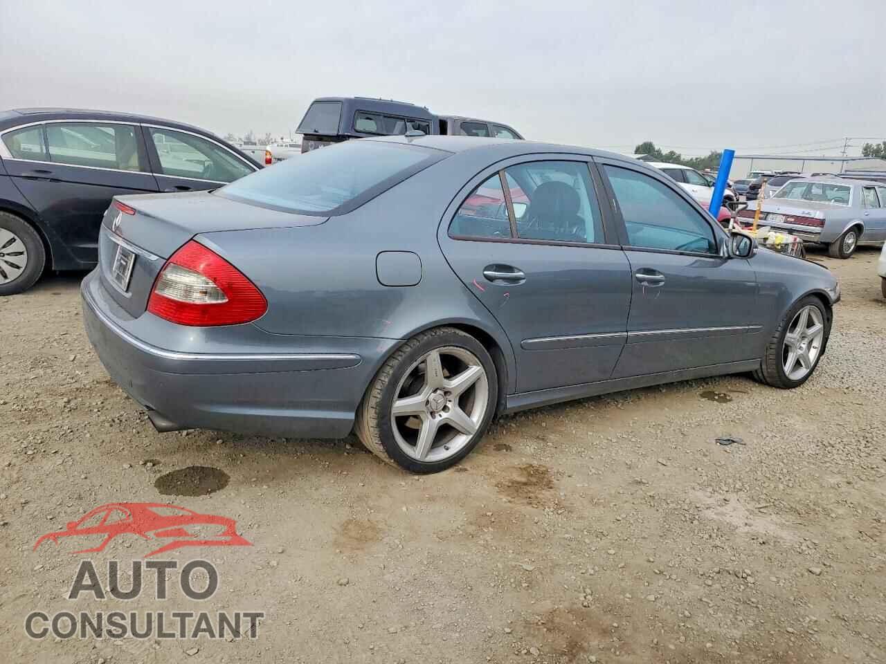 MERCEDES-BENZ E-CLASS 2009 - WDBUF56X69B361220