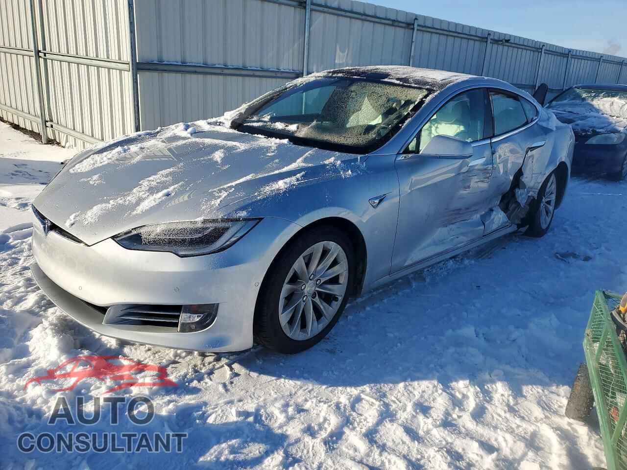 TESLA MODEL S 2017 - 5YJSA1E2XHF199772