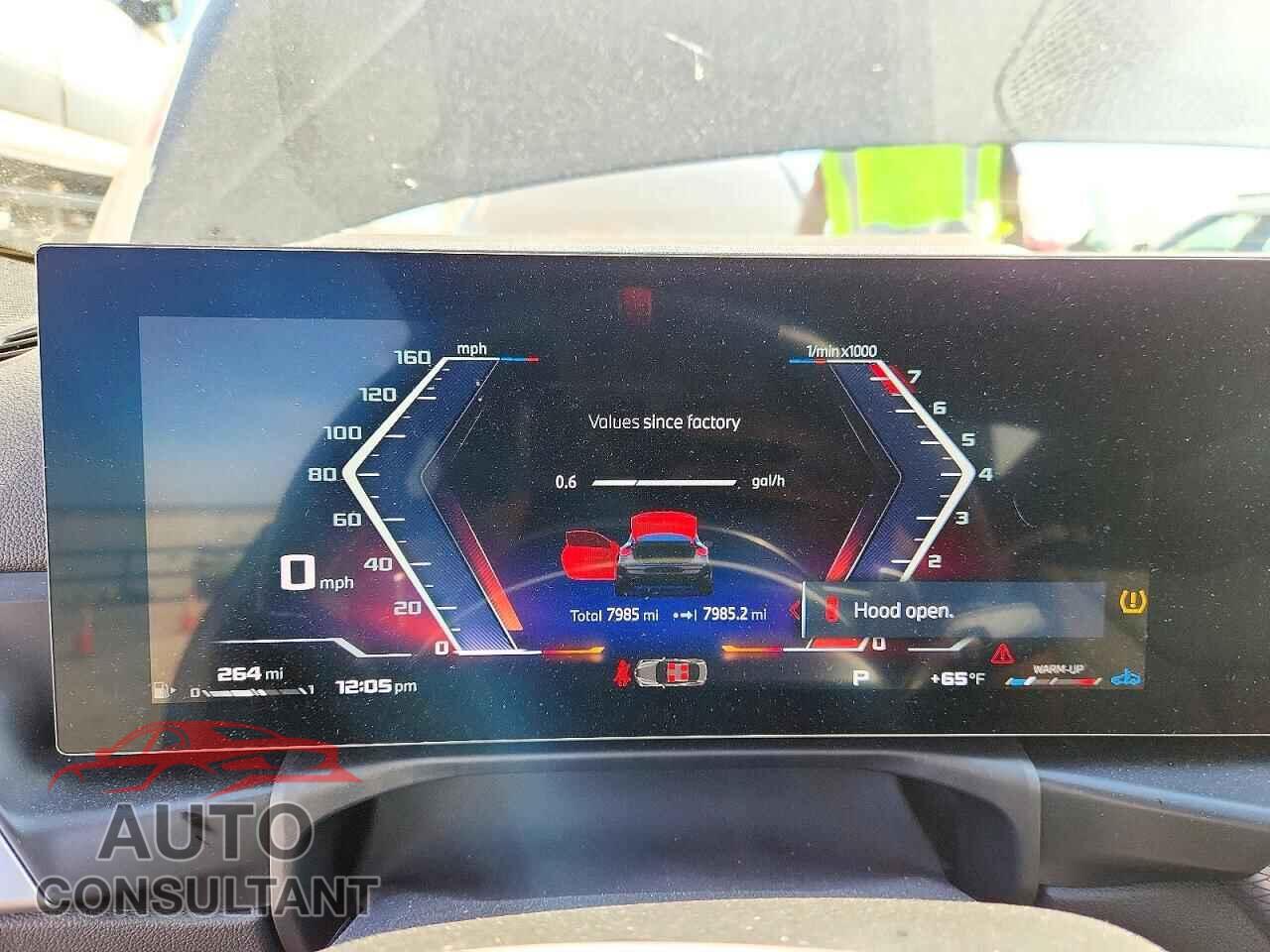 BMW M4 2026 - WBA83DA04TCX08140