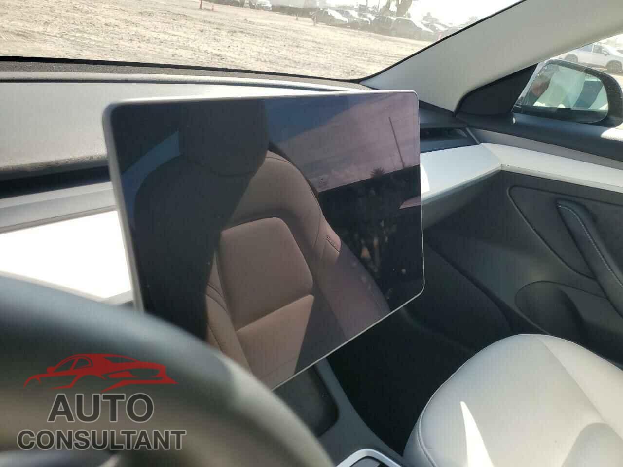 TESLA MODEL 3 2022 - 5YJ3E1EB7NF249807