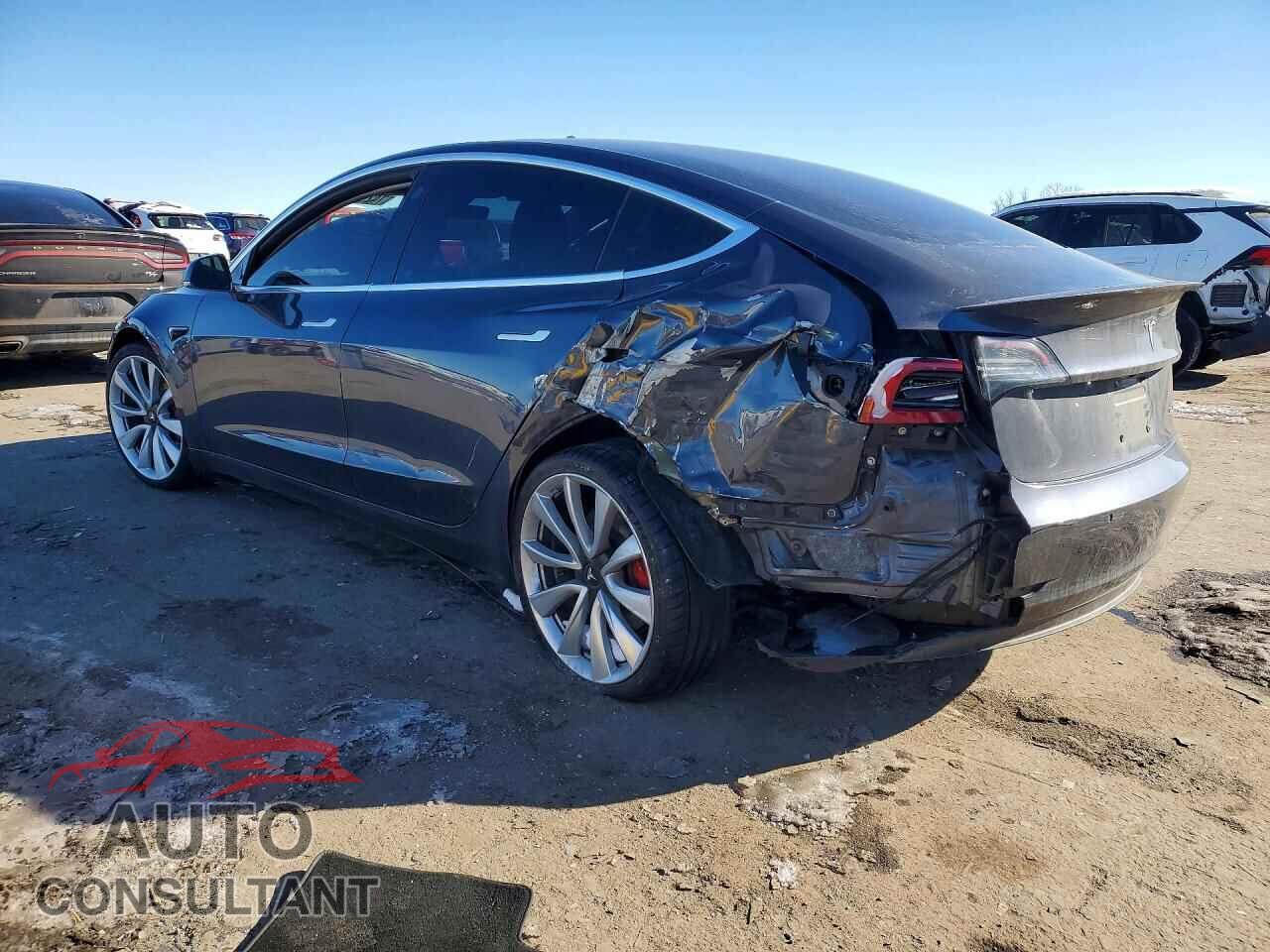 TESLA MODEL 3 2018 - 5YJ3E1EB4JF083319