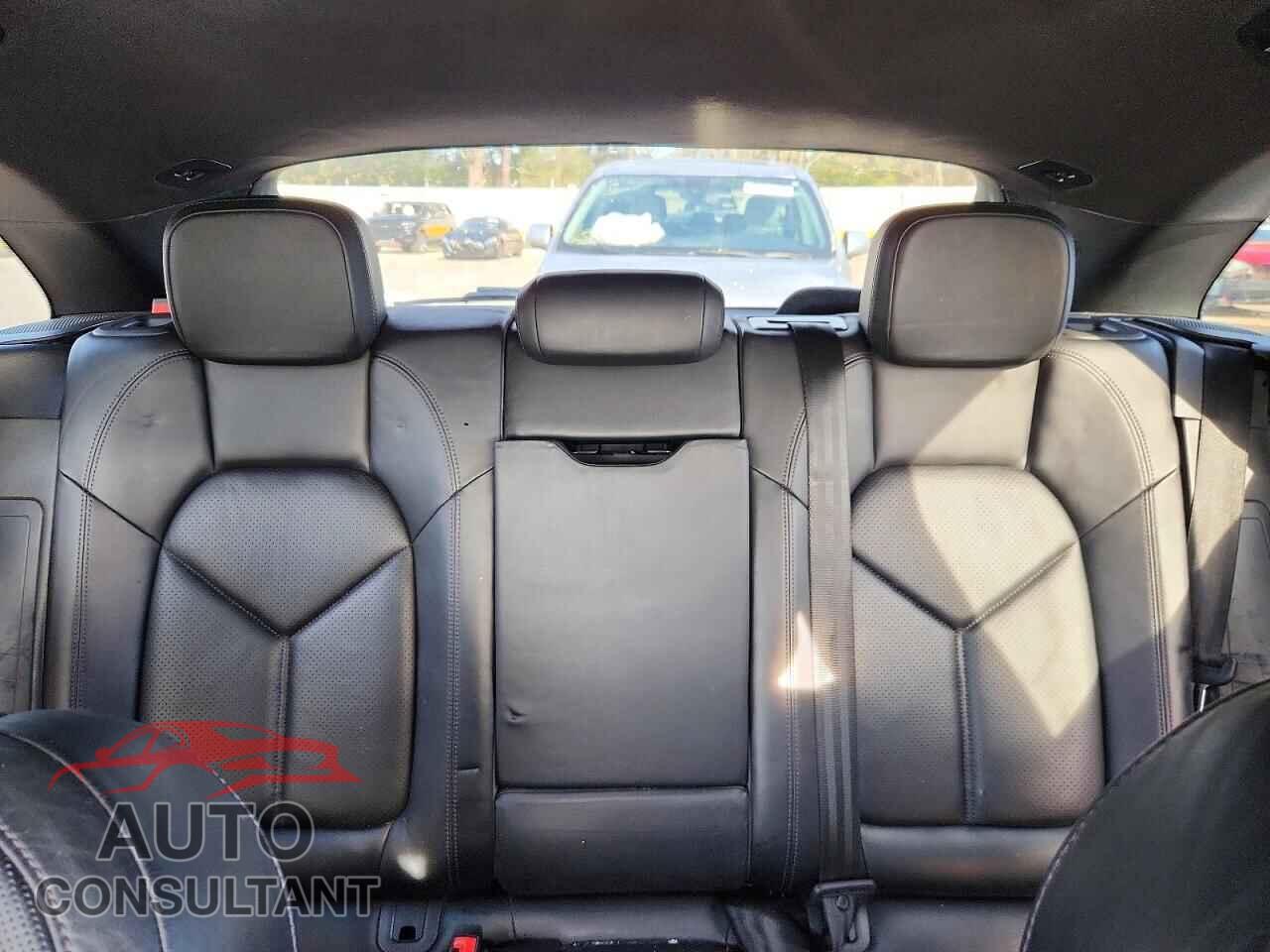 PORSCHE MACAN 2017 - WP1AA2A59HLB07581