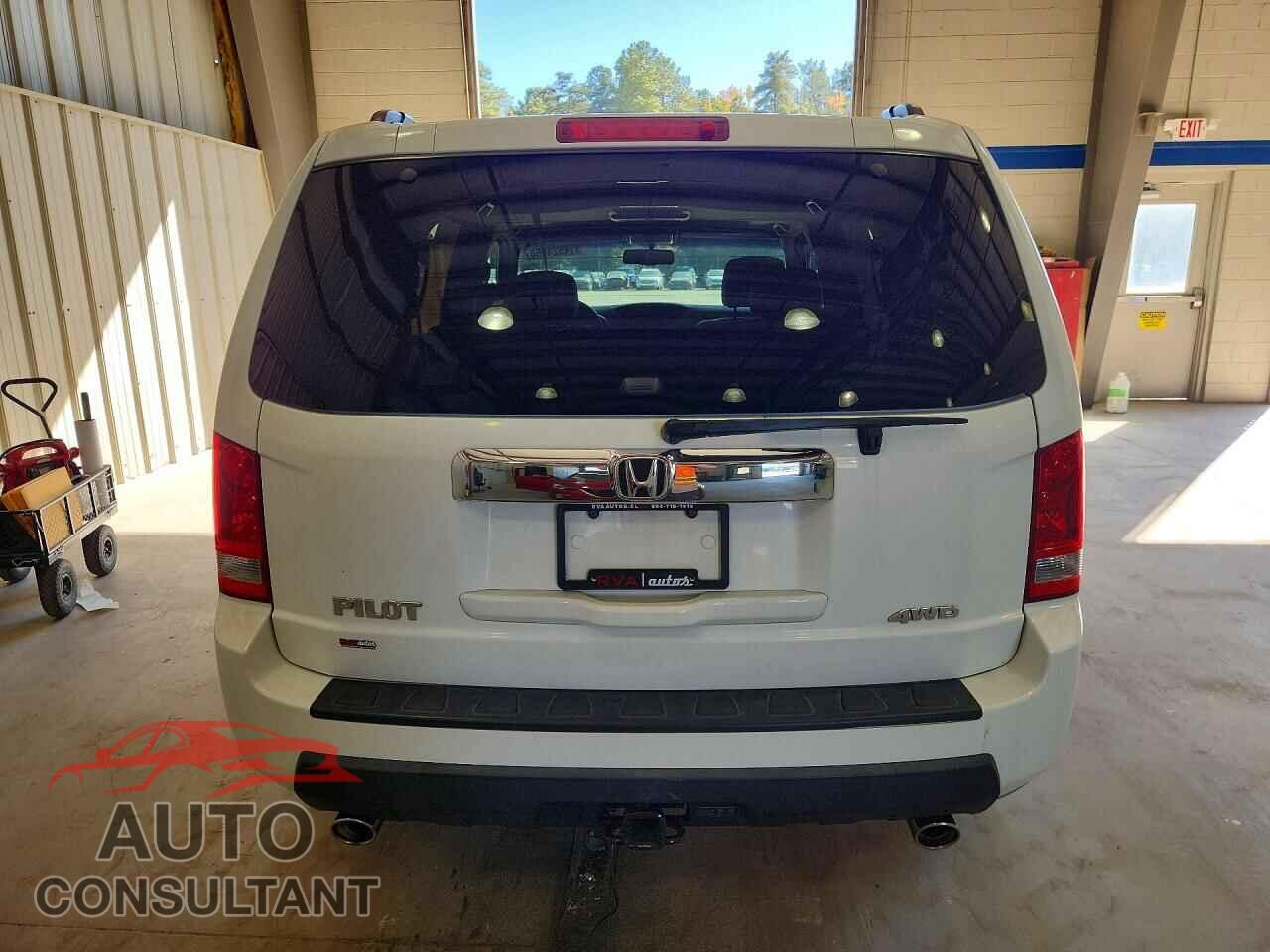 HONDA PILOT 2011 - 5FNYF4H63BB049747