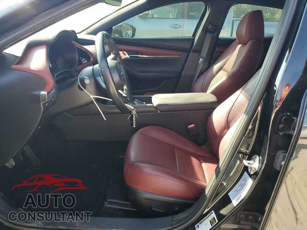 MAZDA 3 2019 - JM1BPANM2K1128873
