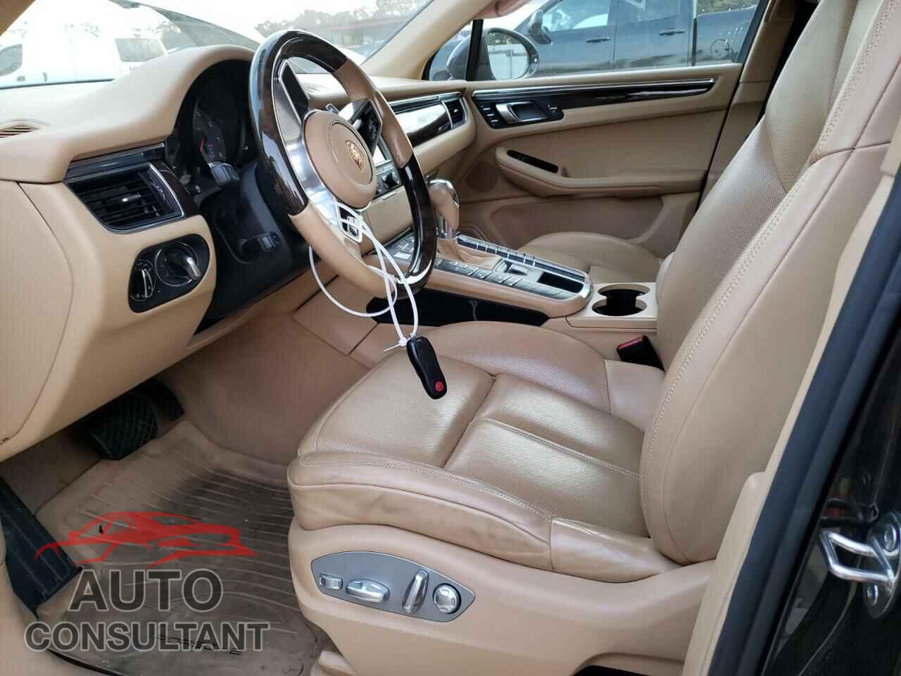 PORSCHE MACAN 2015 - WP1AB2A5XFLB73616