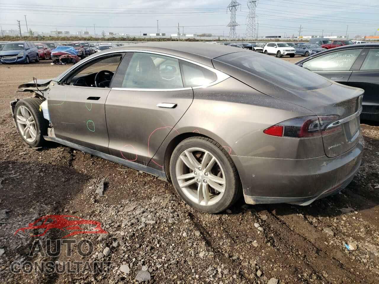 TESLA MODEL S 2015 - 5YJSA1E11FF111535