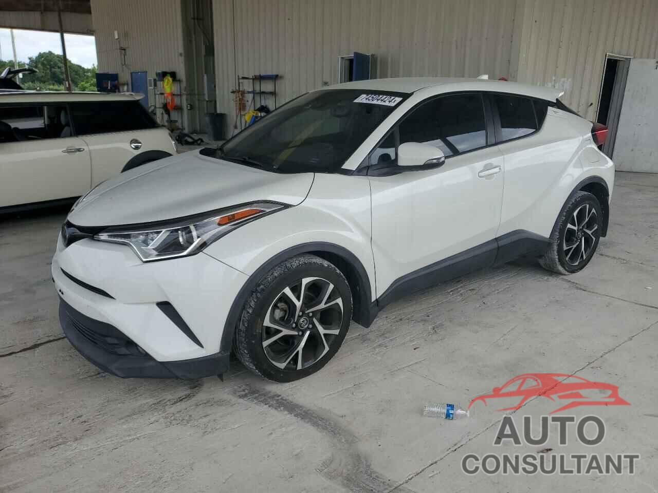 TOYOTA C-HR 2018 - NMTKHMBX8JR041654