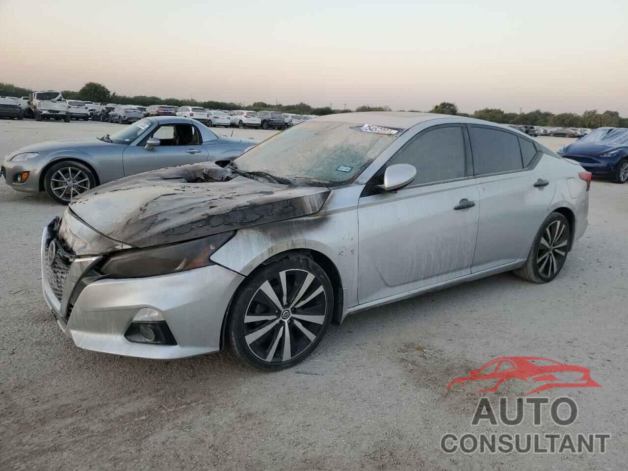 NISSAN ALTIMA 2019 - 1N4BL4DVXKC178857