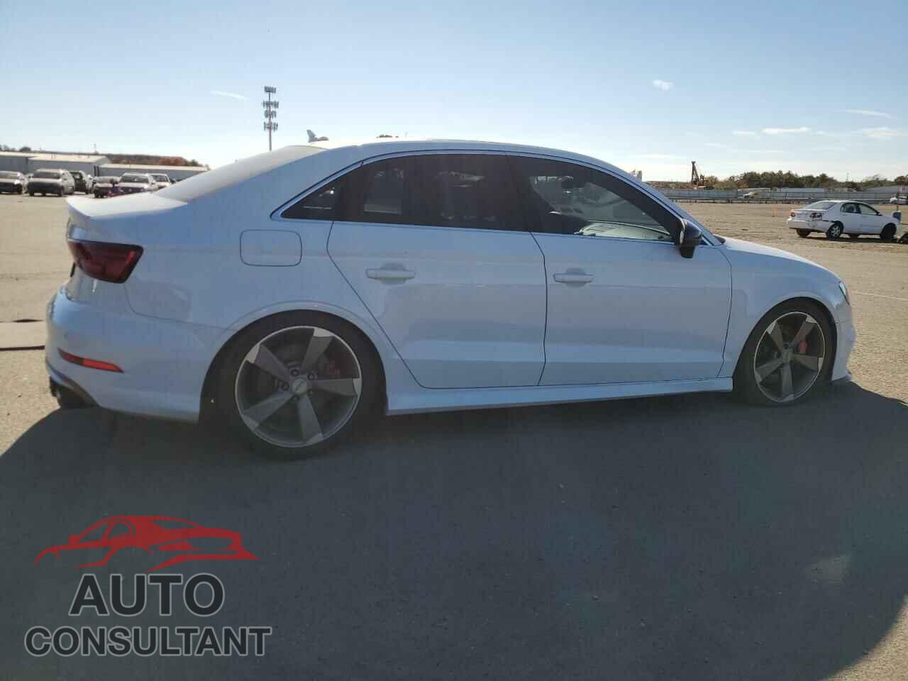 AUDI S3 2018 - WAUB1GFF1J1003766