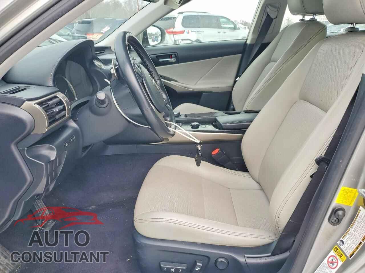 LEXUS IS 2014 - JTHBF1D27E5033613