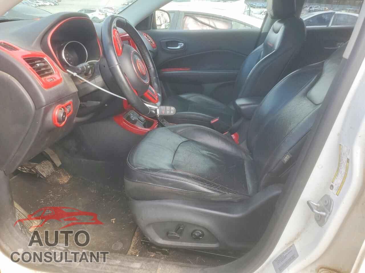 JEEP COMPASS 2017 - 3C4NJDDB8HT667094