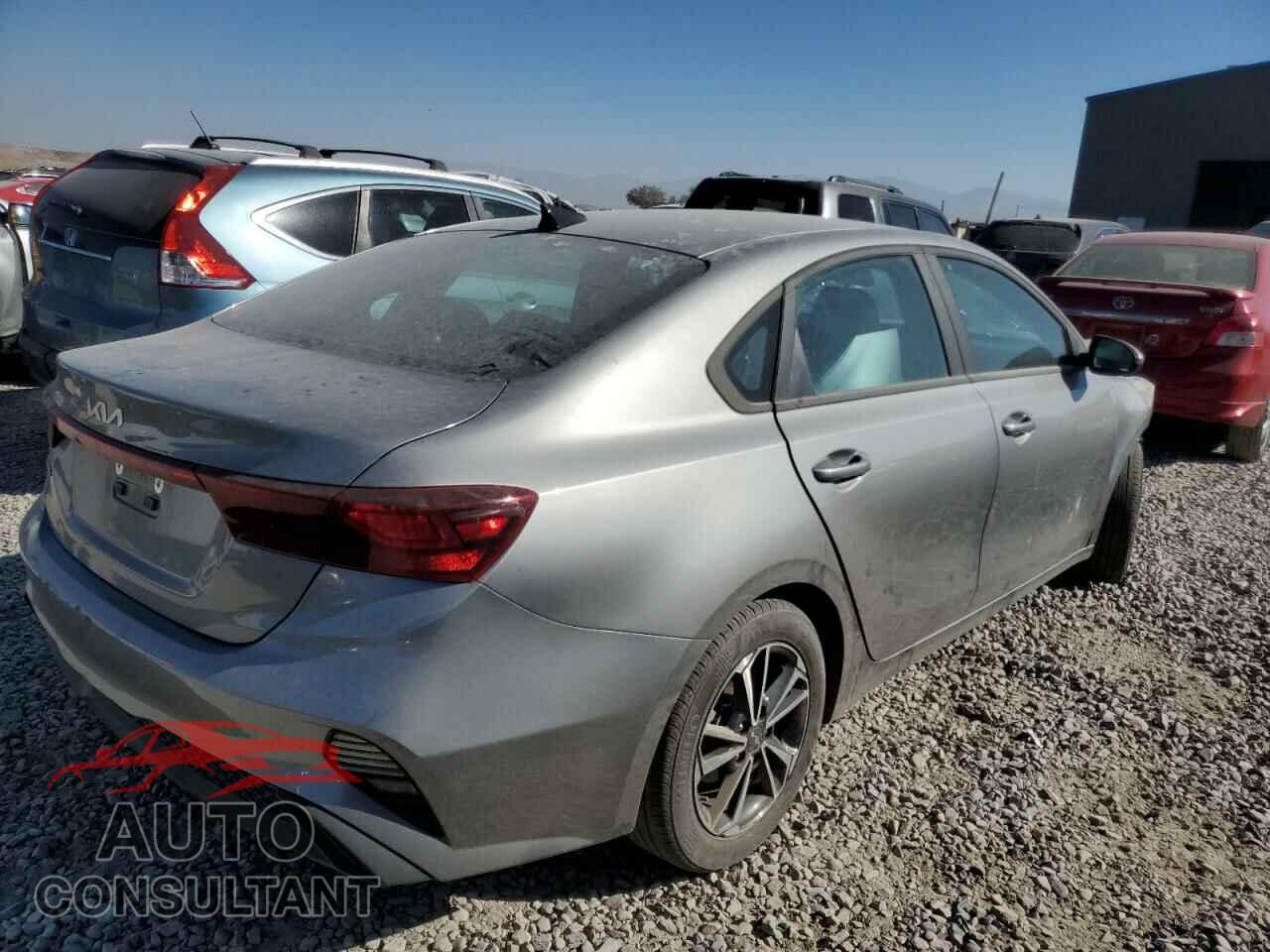 KIA FORTE 2023 - 3KPF24AD1PE613405