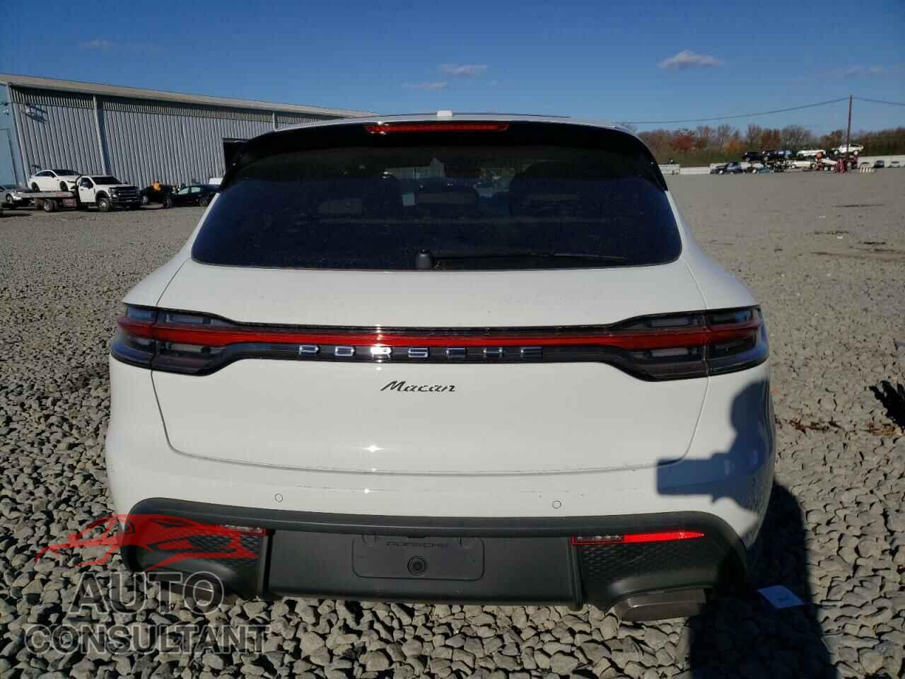 PORSCHE MACAN BASE 2023 - WP1AA2A55PLB18351