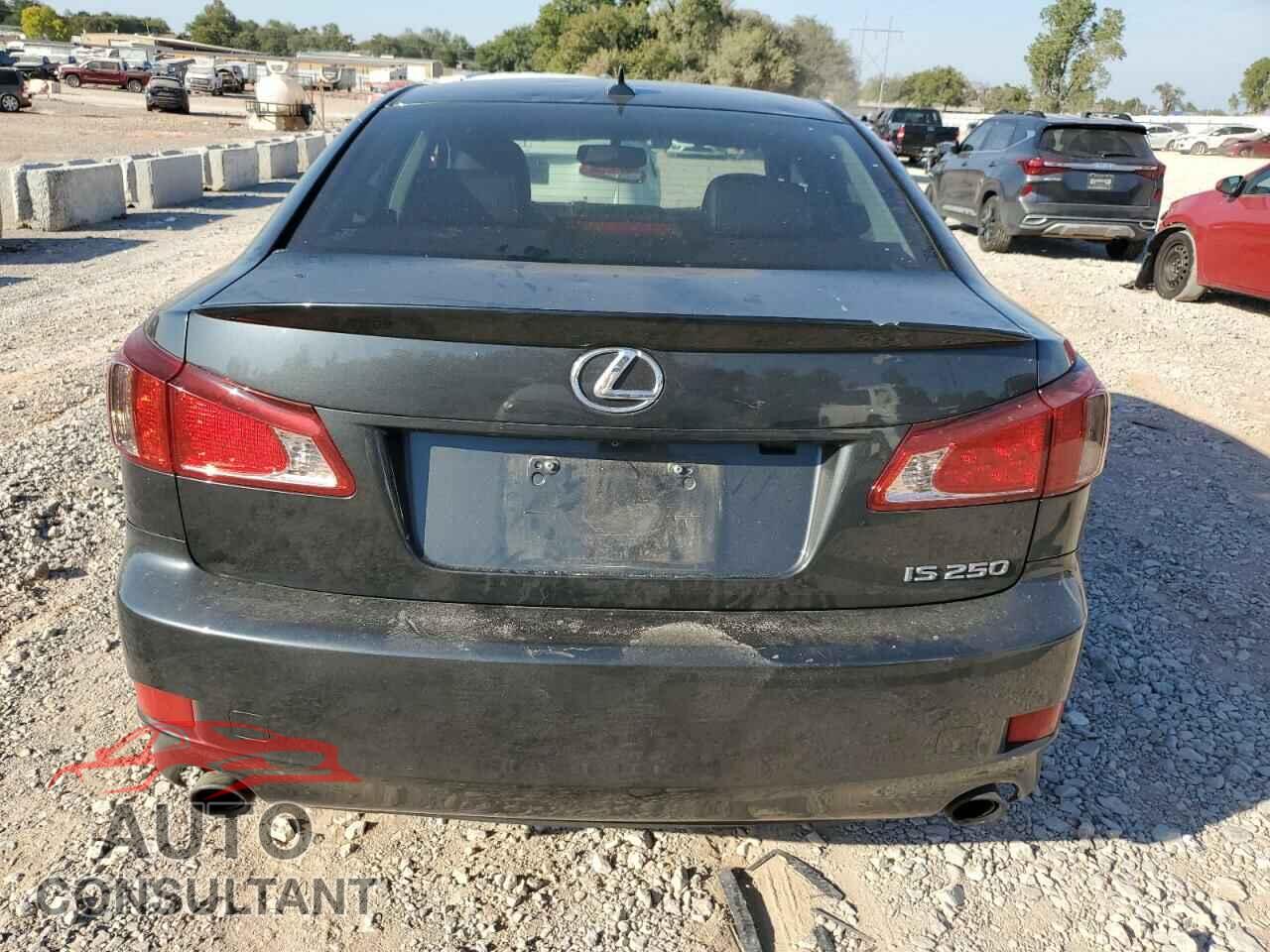 LEXUS IS 2011 - JTHBF5C2XB5149537