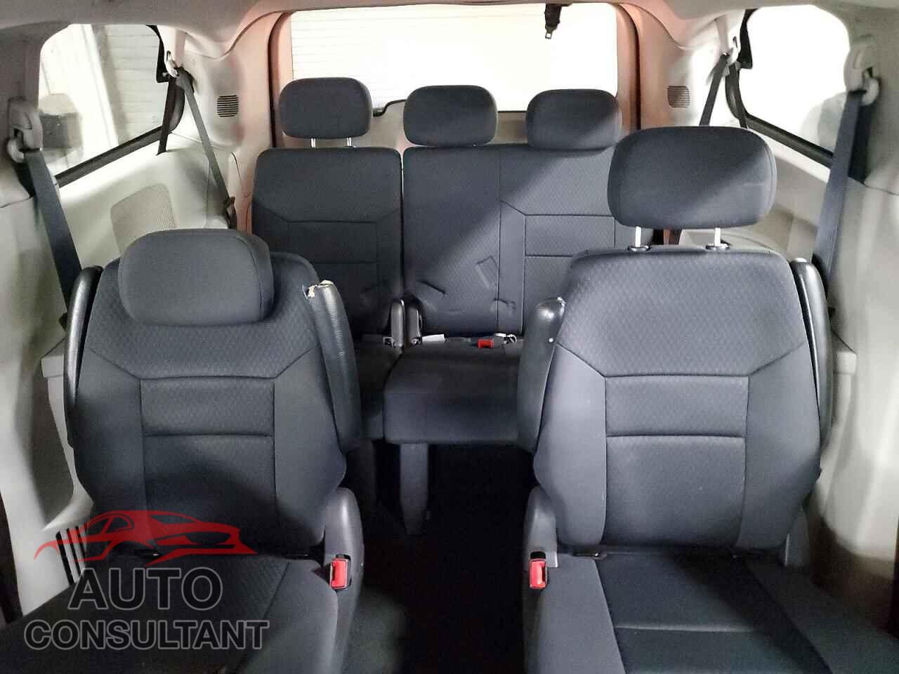 DODGE CARAVAN 2010 - 2D4RN4DE5AR135460