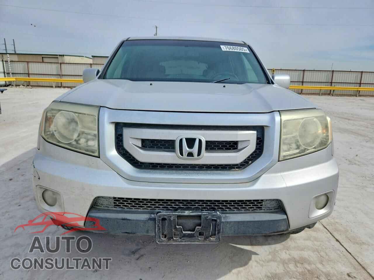 HONDA PILOT 2011 - 5FNYF3H96BB024118