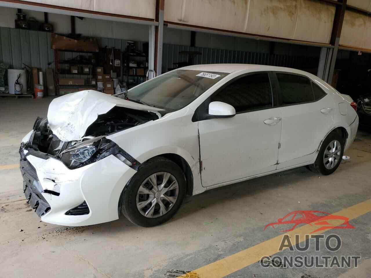 TOYOTA COROLLA 2018 - 5YFBPRHE6JP830711
