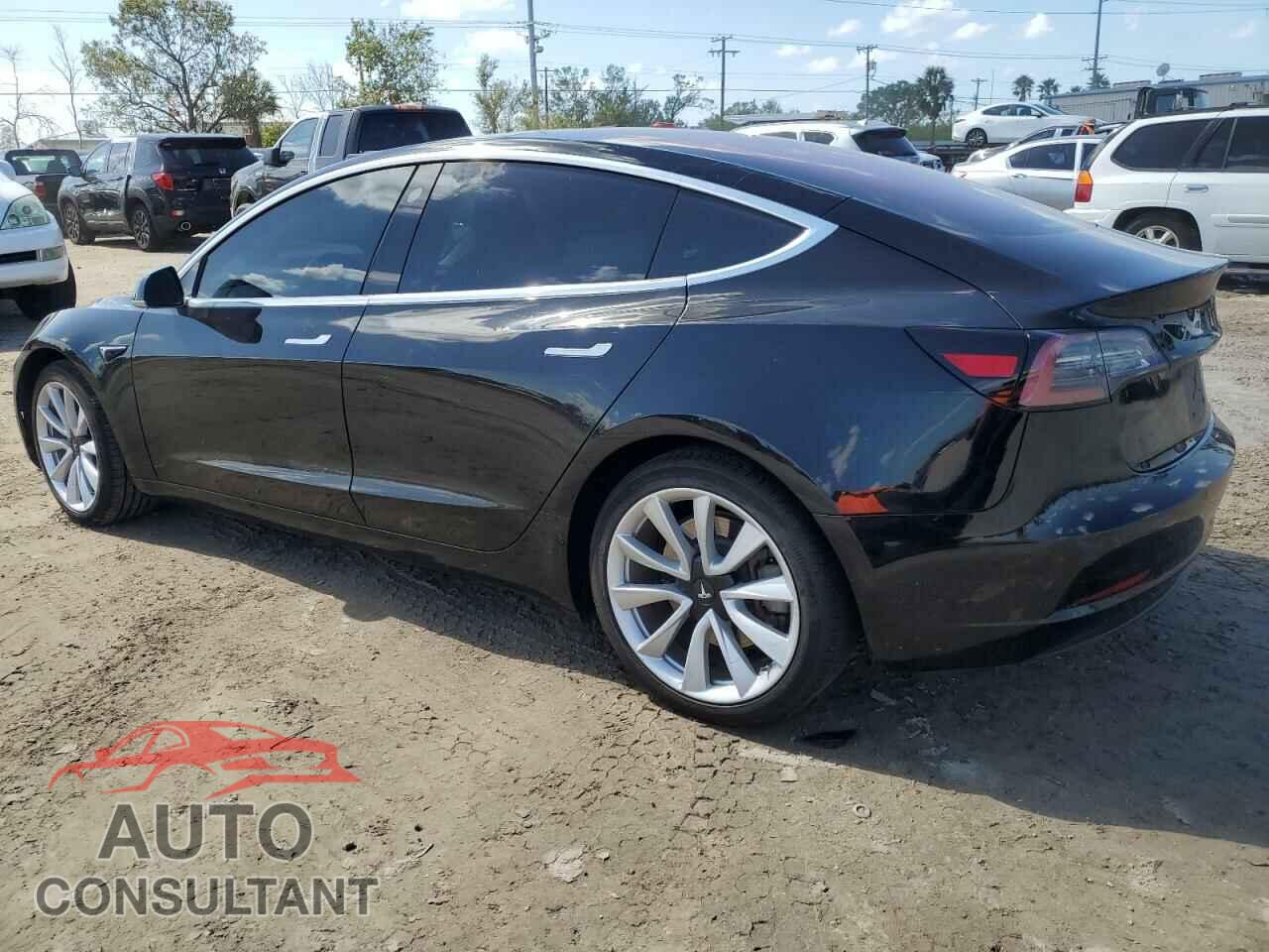 TESLA MODEL 3 2018 - 5YJ3E1EA3JF005847