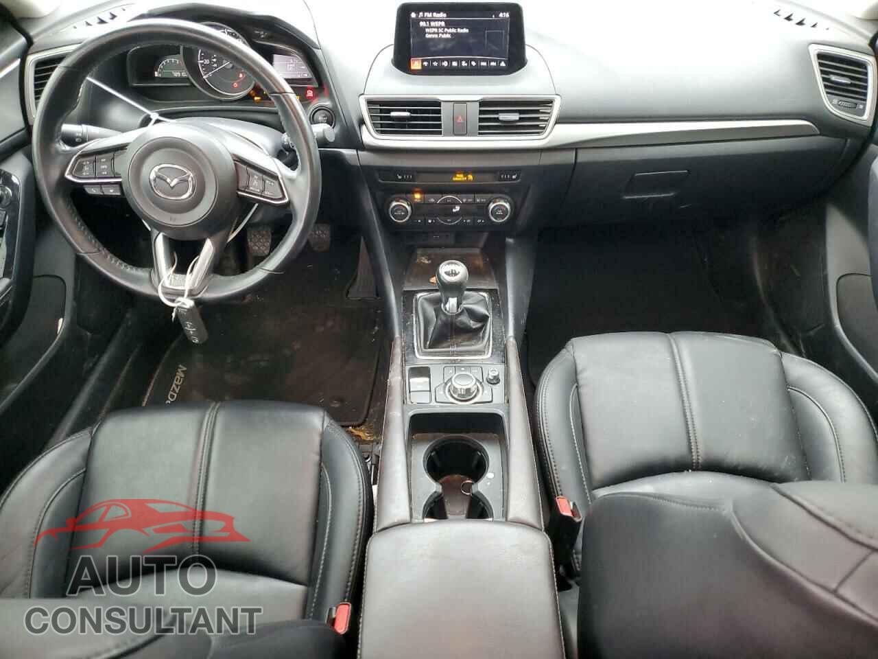 MAZDA 3 2018 - 3MZBN1L38JM251799