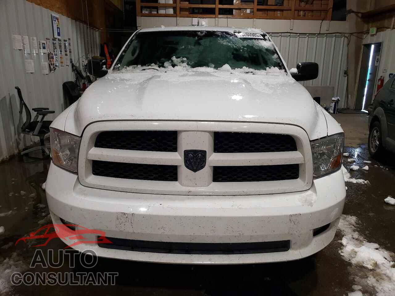 DODGE RAM 1500 2012 - 1C6RD7KT2CS188385