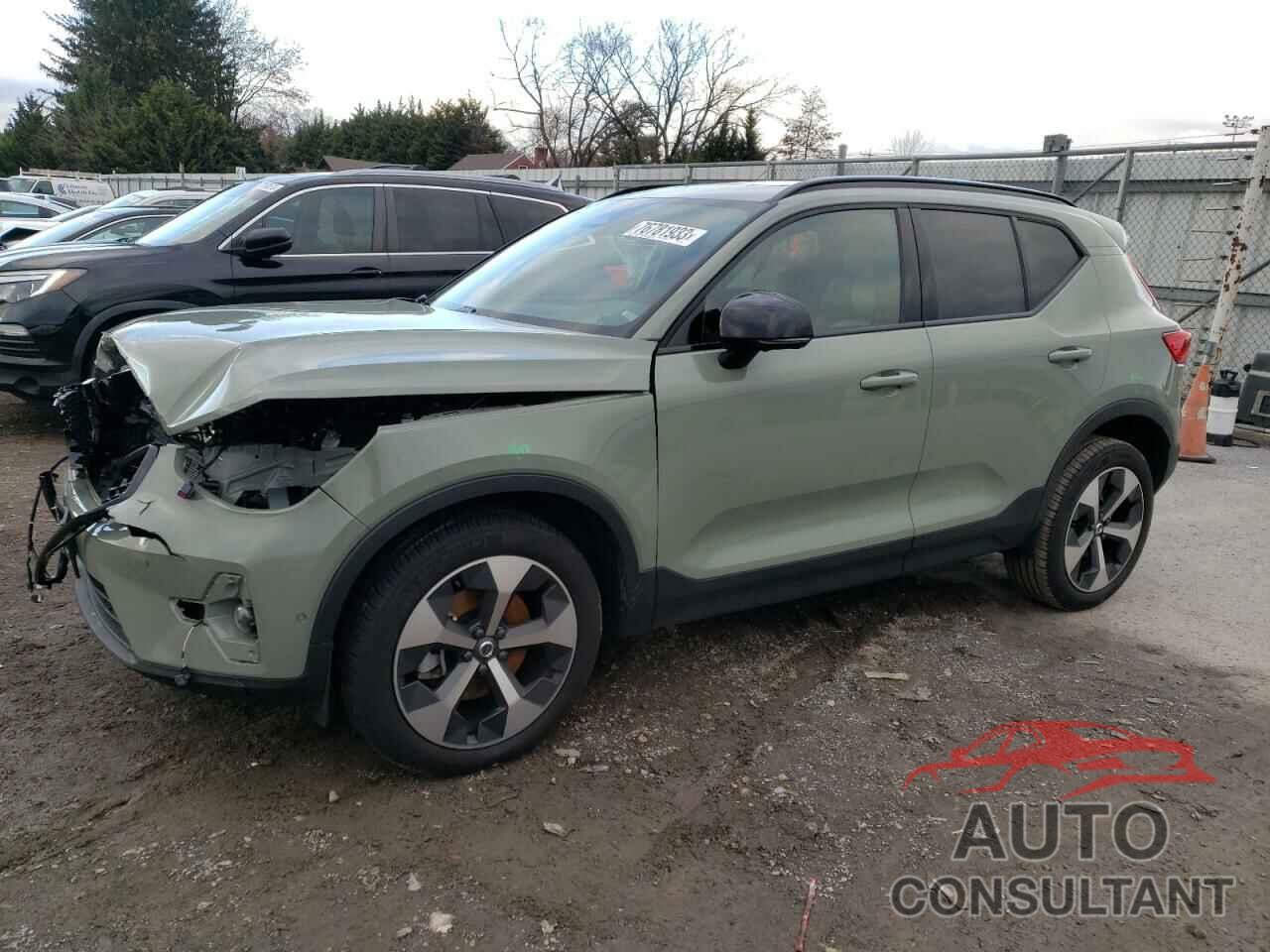 VOLVO XC40 PLUS 2023 - YV4L12UW7P2913337