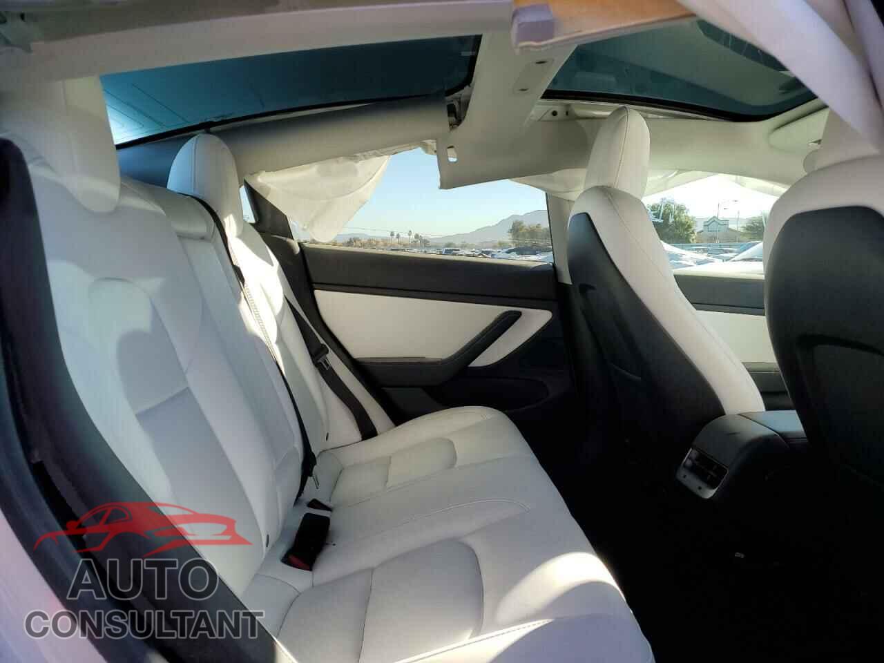 TESLA MODEL 3 2020 - 5YJ3E1EA0LF615580