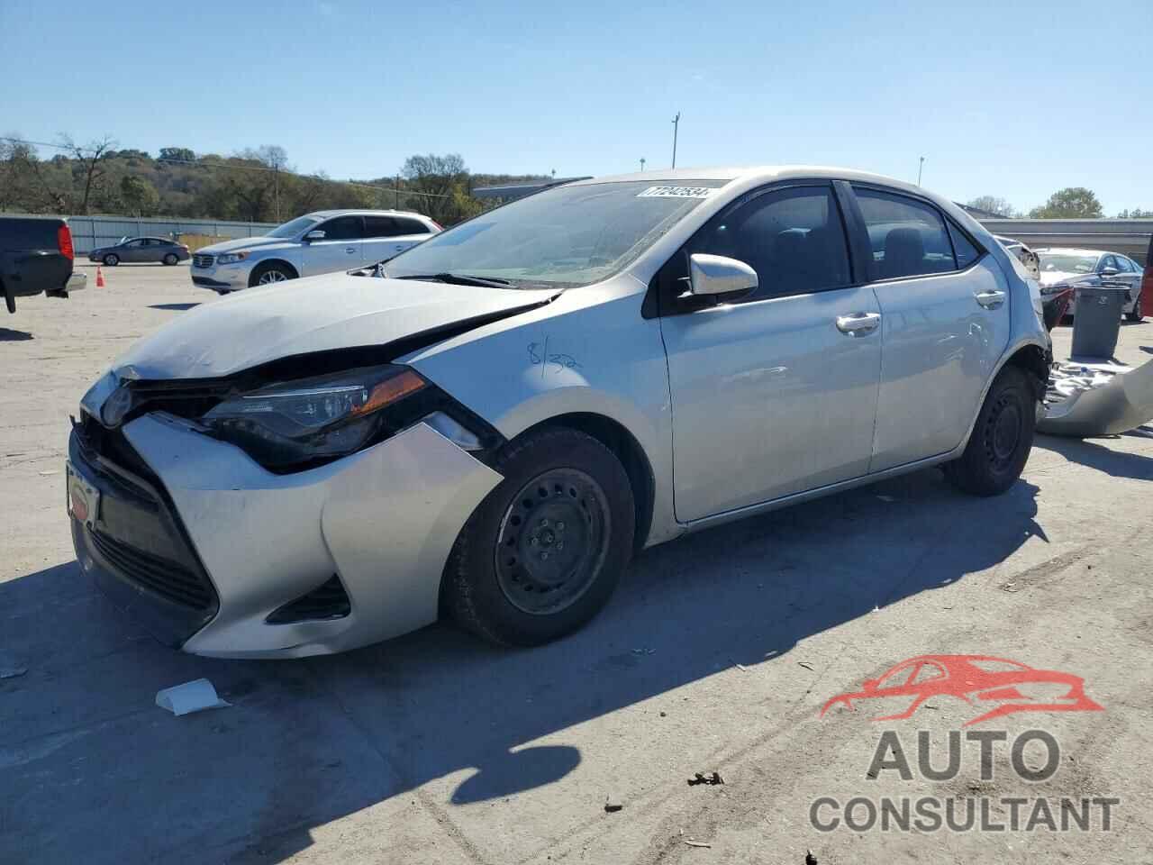 TOYOTA COROLLA 2018 - 5YFBURHE5JP843264