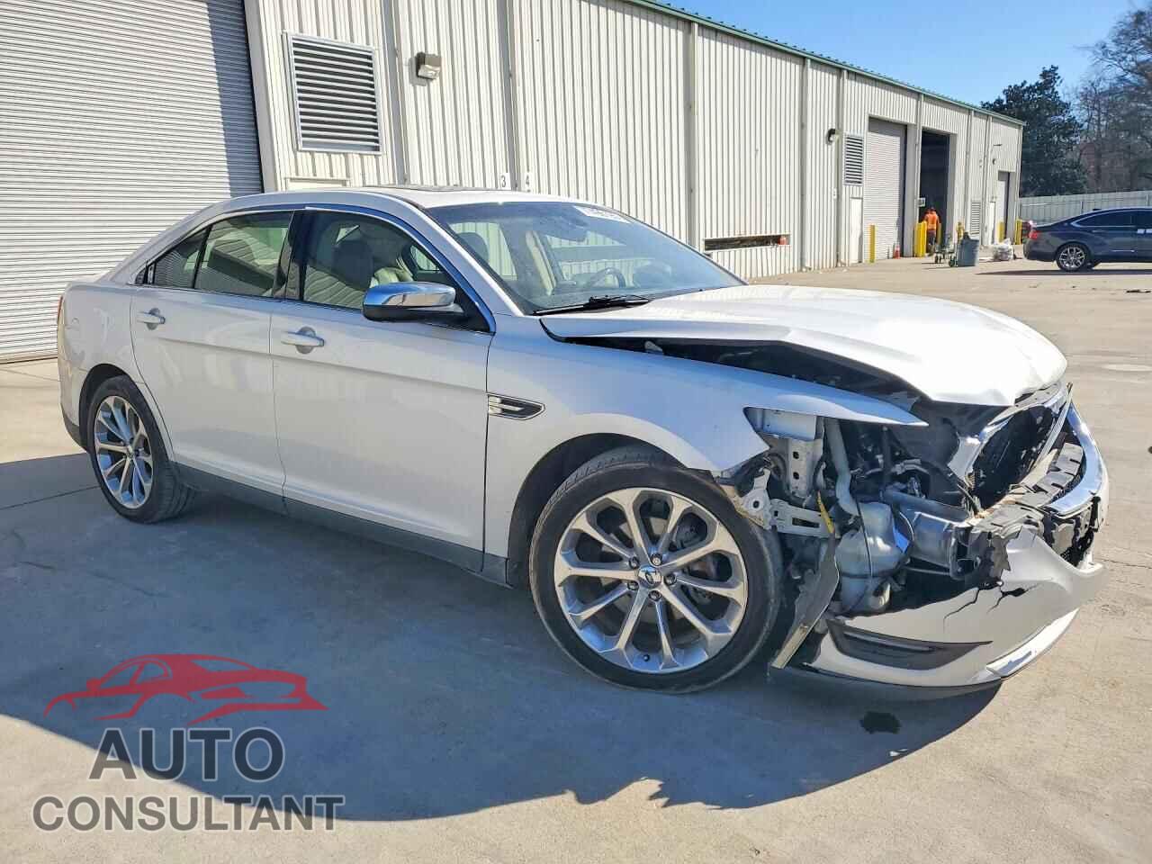 FORD TAURUS 2013 - 1FAHP2F81DG192720