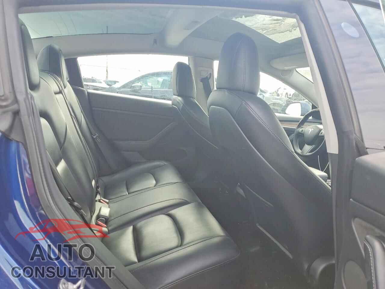 TESLA MODEL 3 2022 - 5YJ3E1EA5NF290315