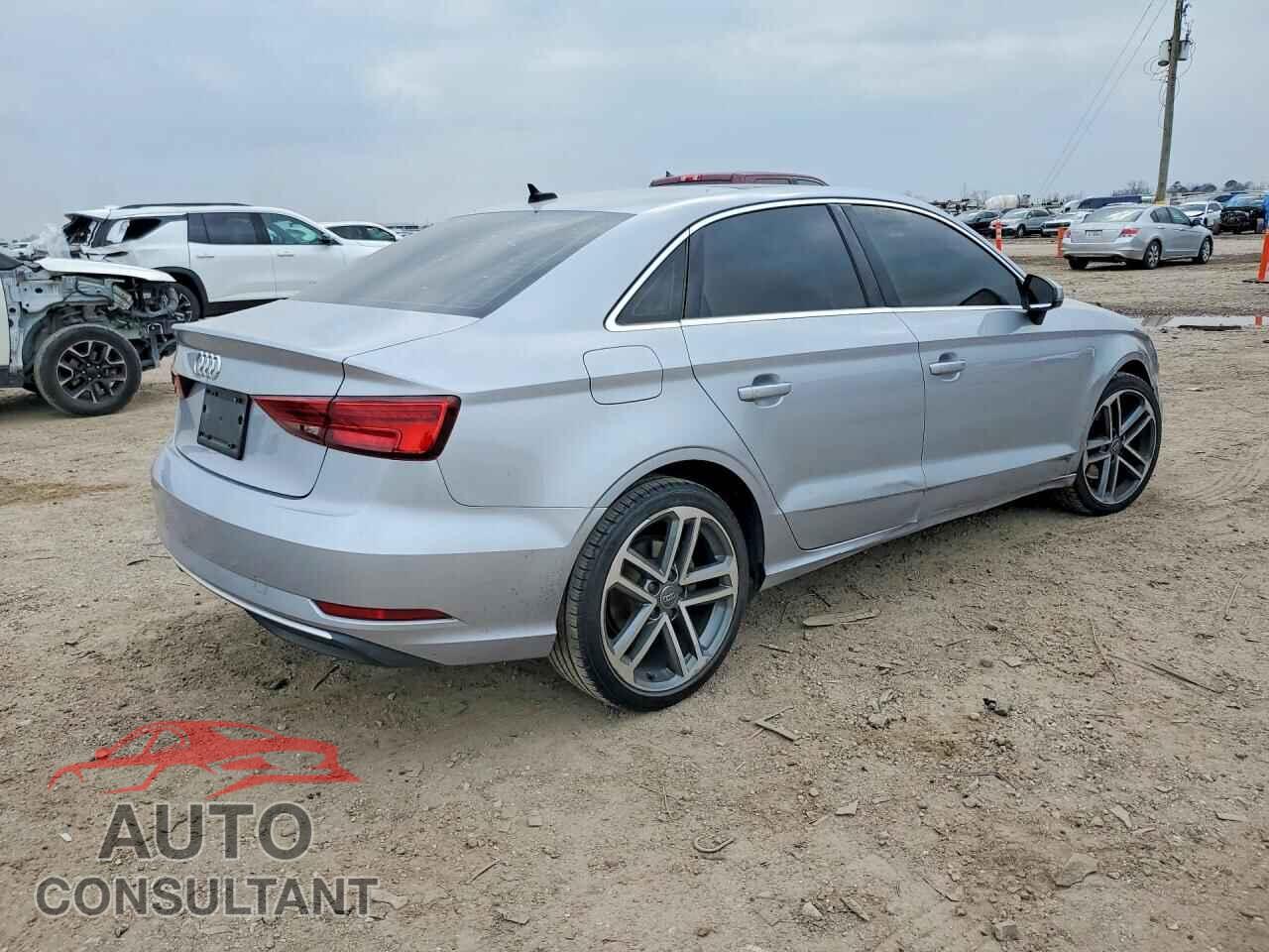 AUDI A3 2019 - WAUAUGFF0K1014679