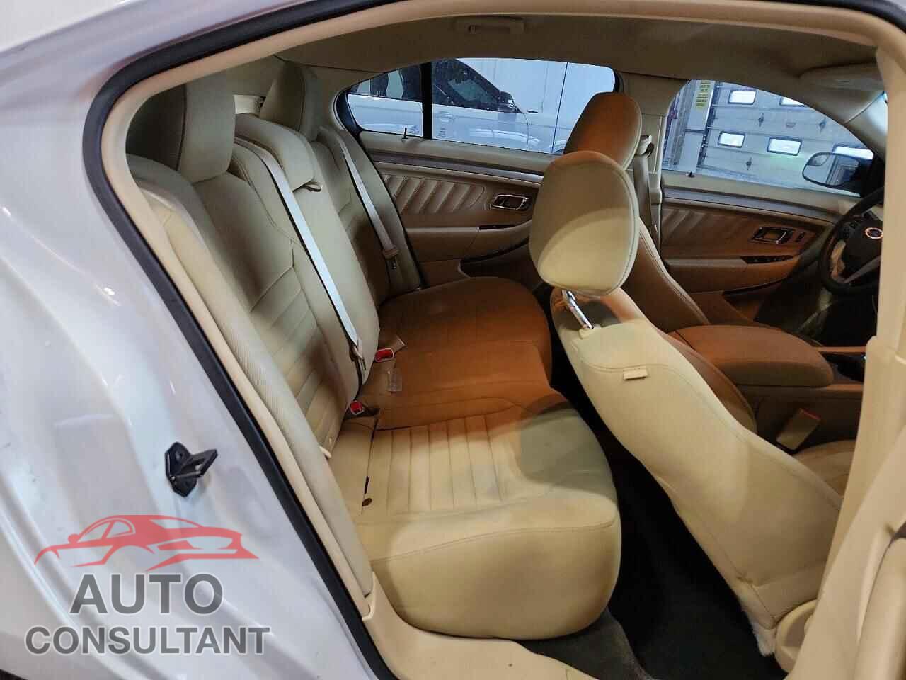 FORD TAURUS 2015 - 1FAHP2D87FG161977