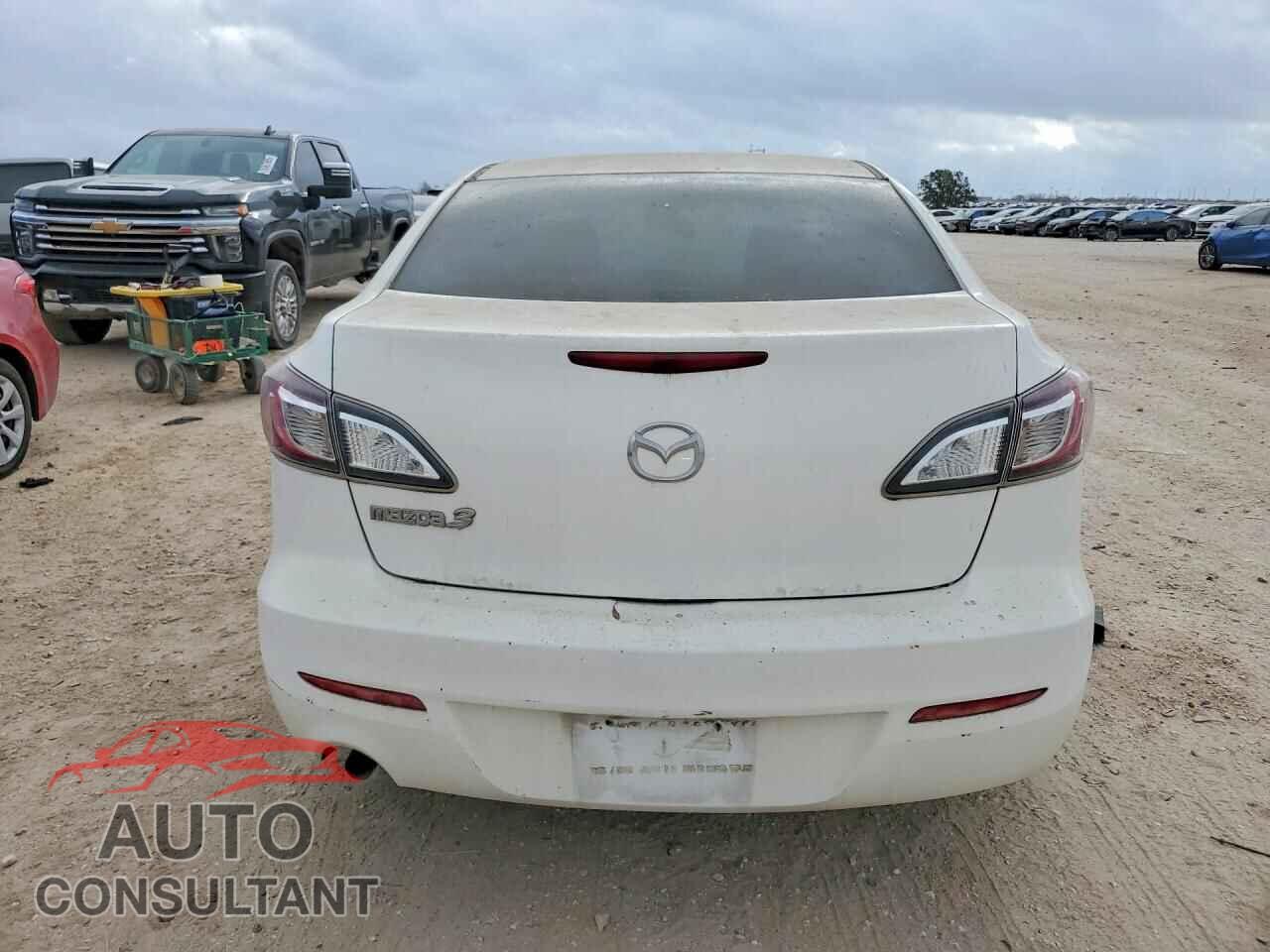 MAZDA 3 2013 - JM1BL1TF2D1846362