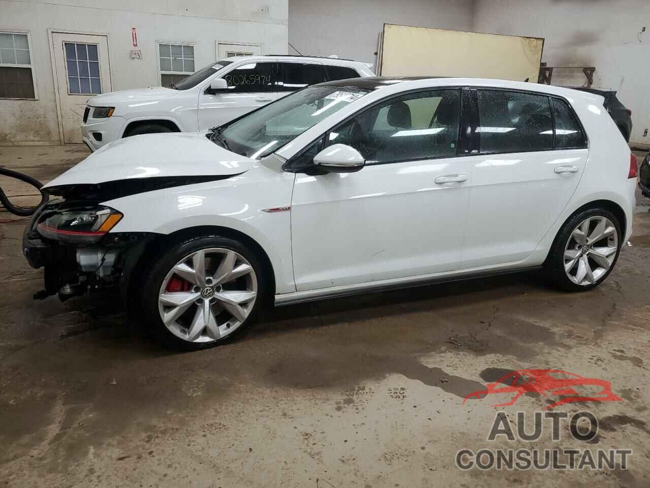 VOLKSWAGEN GTI 2017 - 3VW447AU7HM002768