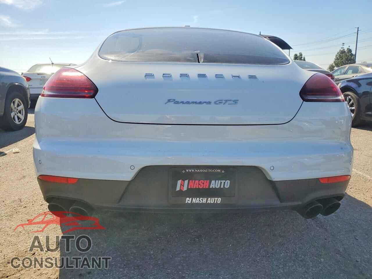 PORSCHE PANAMERA 2016 - WP0AF2A79GL081275